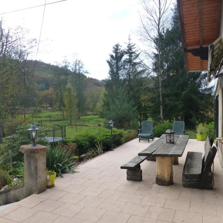 L'Echappee Verte - Gite Equestre 5 Pers Soucht Exterior foto